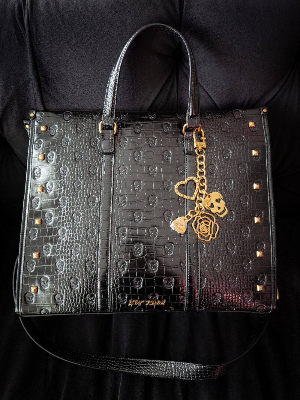 Betsey Johnson XOMATTIE-S Skull Croc Large Tote BM30545